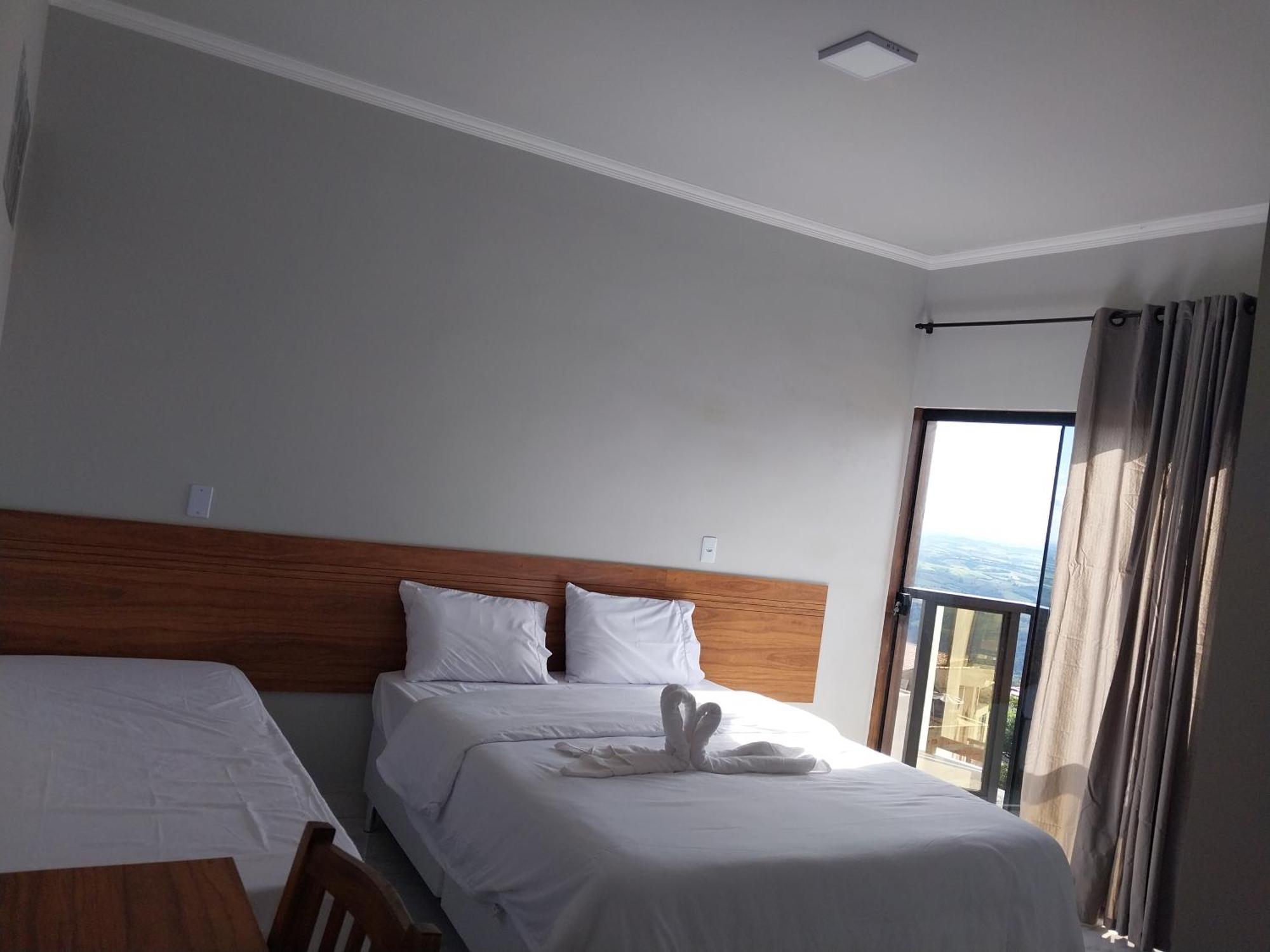 Hotel-Pousada Quartzo Rosa São Tomé das Letras Esterno foto